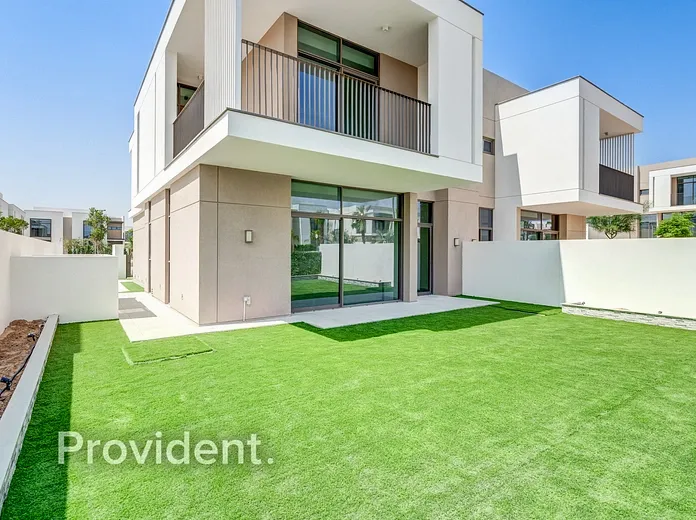 Villa - Provident Estate