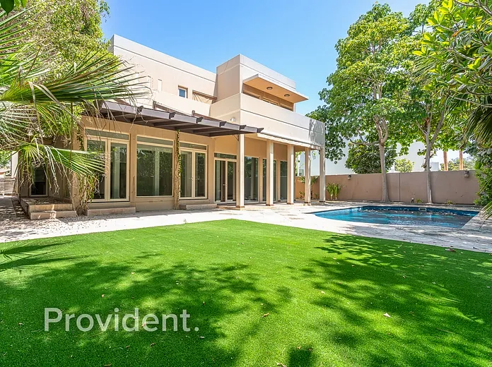 Villa - Provident Estate