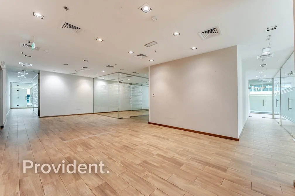 Full floor,Studio - Provident Estate