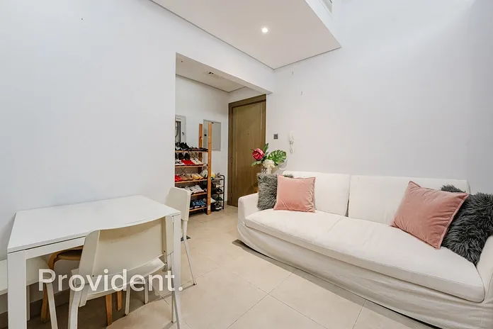 Apartment - Provident Estate