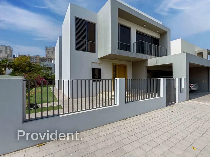 Villa - Provident Estate