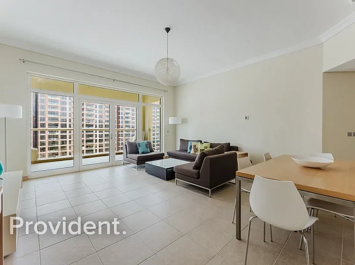 Apartment - Provident Estate