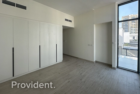 Villa - Provident Estate