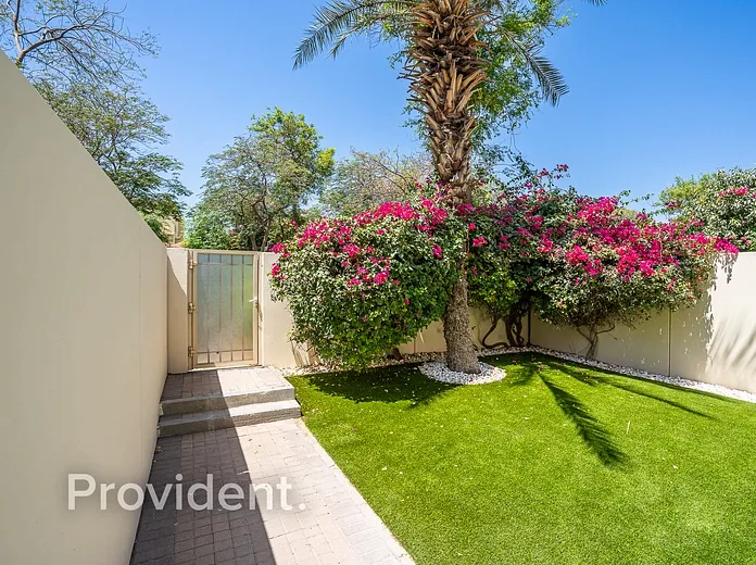 Villa - Provident Estate