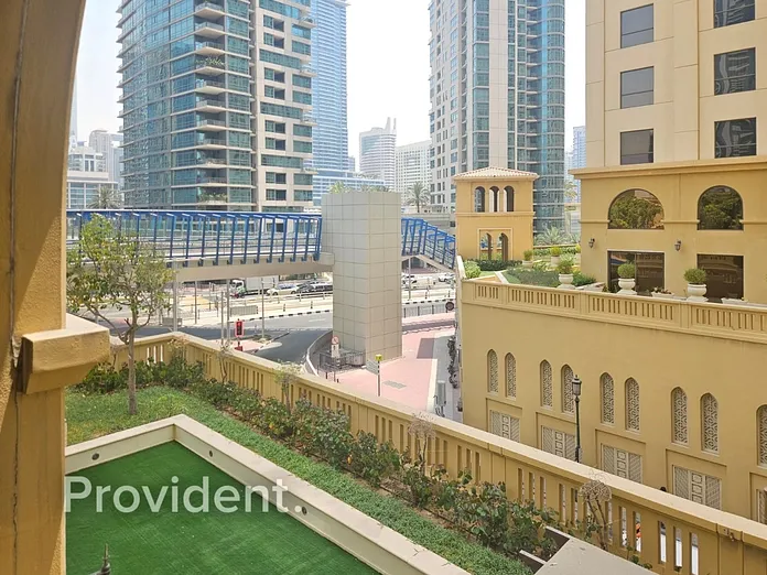 Apartment - Provident Estate