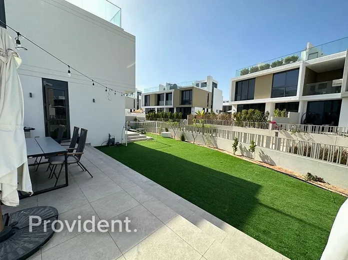 Villa - Provident Estate