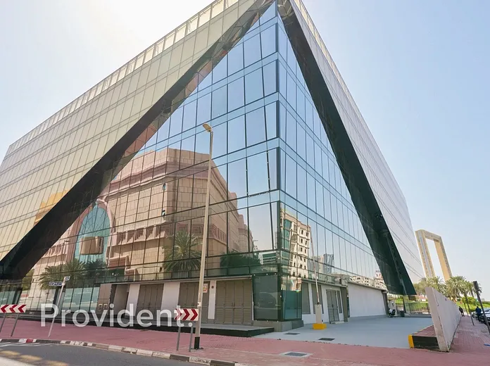 Retail,Studio - Provident Estate