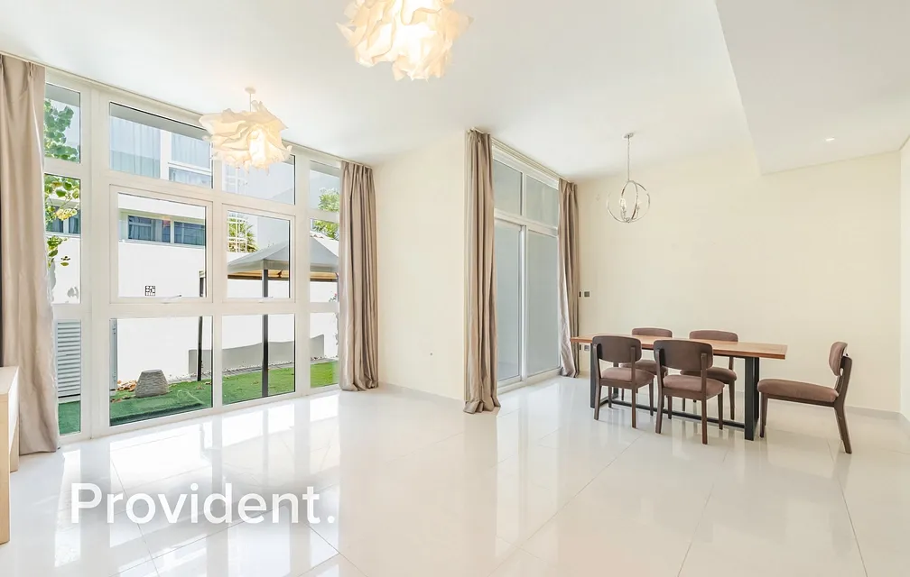 Villa - Provident Estate