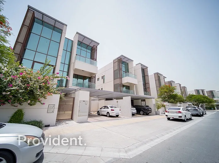 Villa - Provident Estate