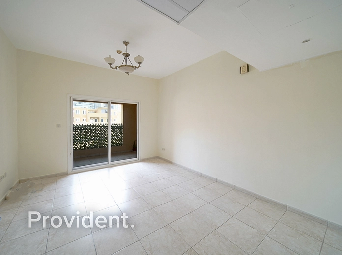Apartment - Provident Estate
