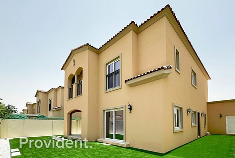 Villa - Provident Estate