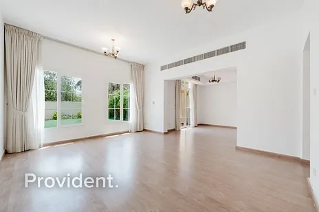 Villa - Provident Estate