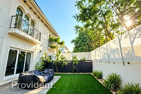 Villa - Provident Estate