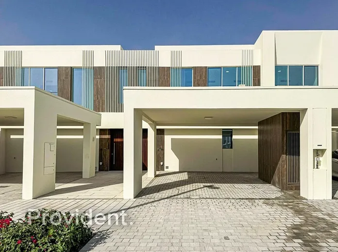 Villa - Provident Estate