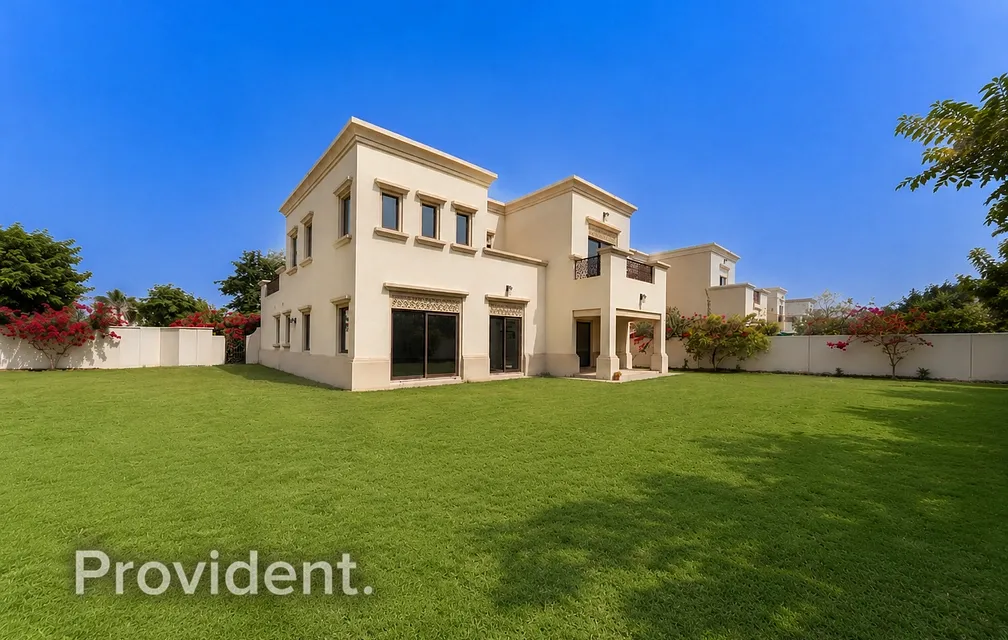 Villa - Provident Estate