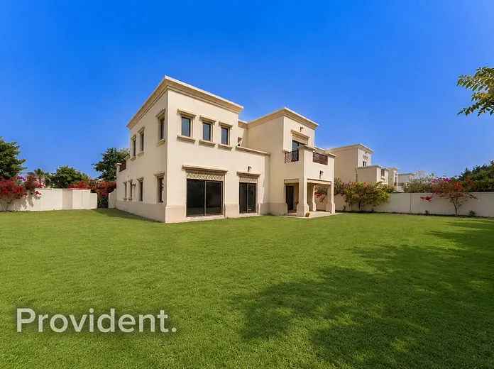 Villa - Provident Estate