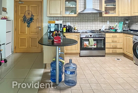 Apartment - Provident Estate