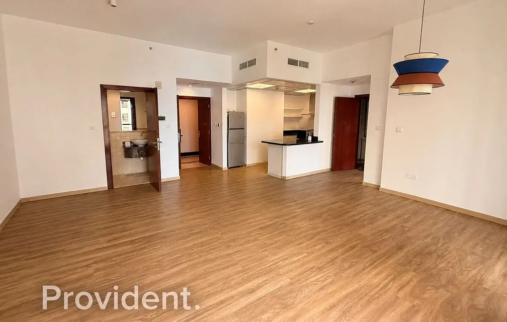 Apartment - Provident Estate