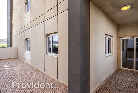 Apartment - Provident Estate