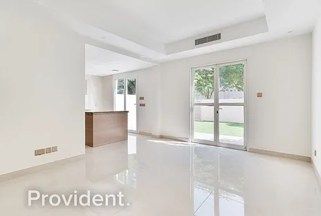 Villa - Provident Estate