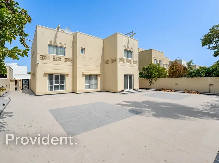 Villa - Provident Estate