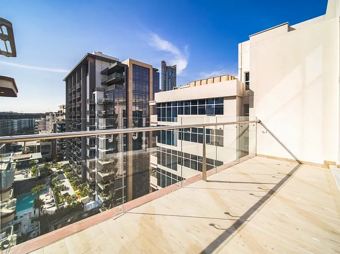 Apartment - Provident Estate