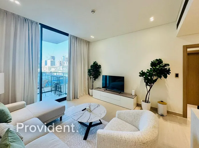 Apartment - Provident Estate