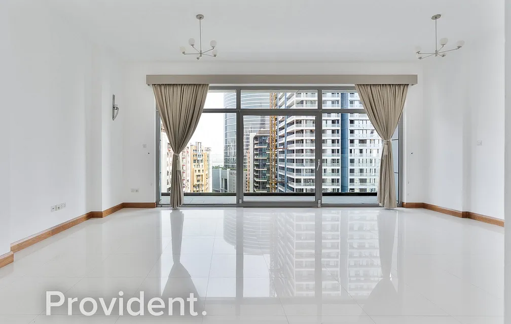 Apartment - Provident Estate