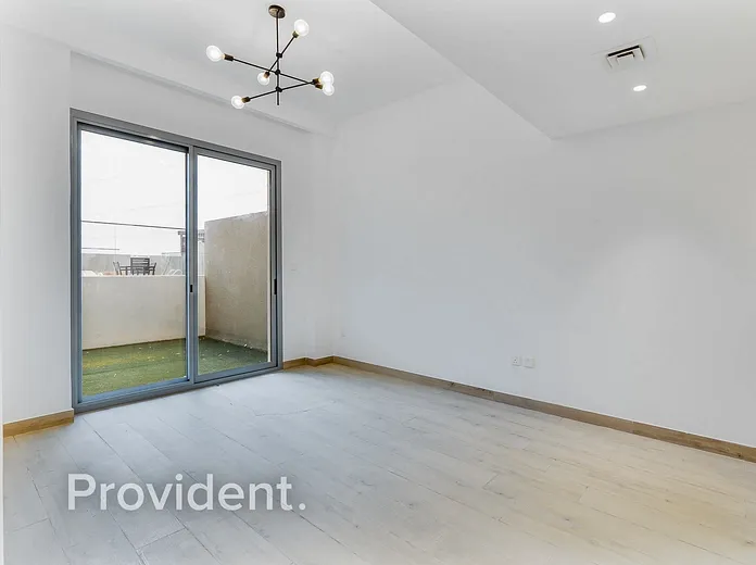 Apartment - Provident Estate