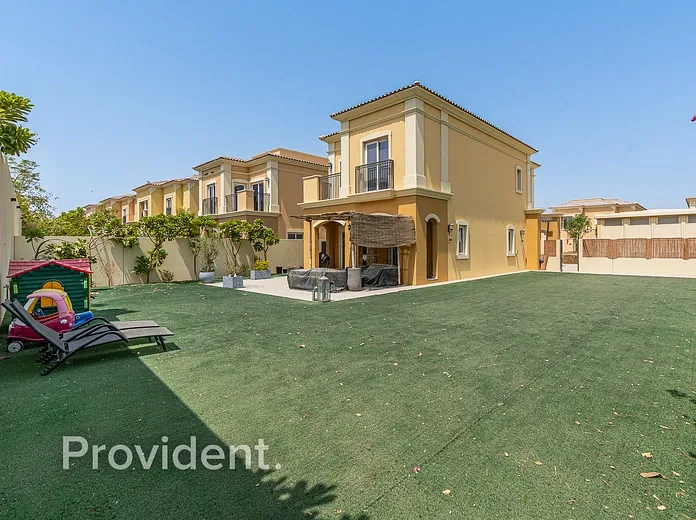 Villa - Provident Estate