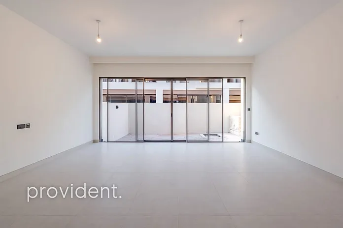Villa - Provident Estate