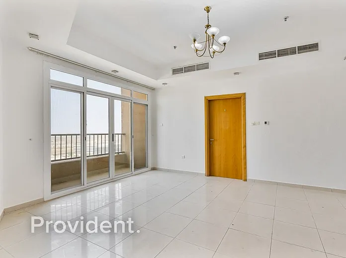 Apartment - Provident Estate