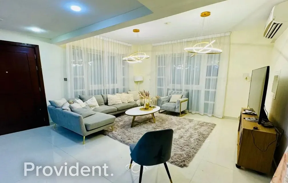 Villa - Provident Estate