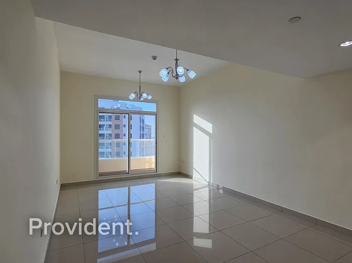 Apartment - Provident Estate