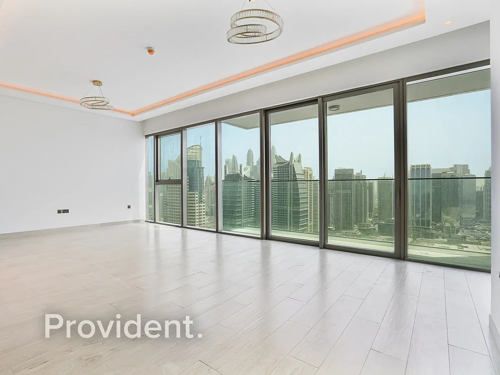 Apartment - Provident Estate