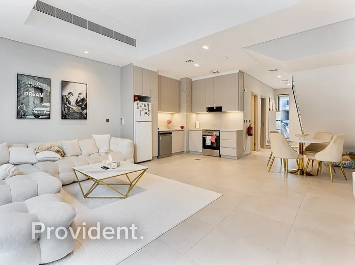 Apartment - Provident Estate
