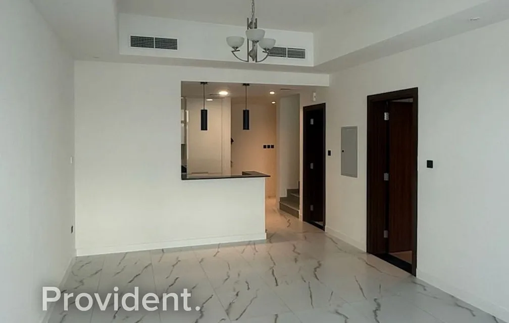 Villa - Provident Estate