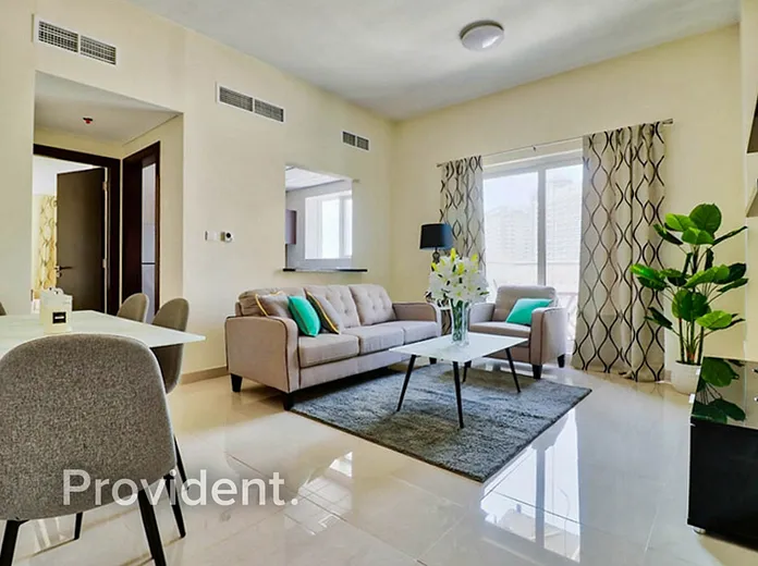 Apartment - Provident Estate