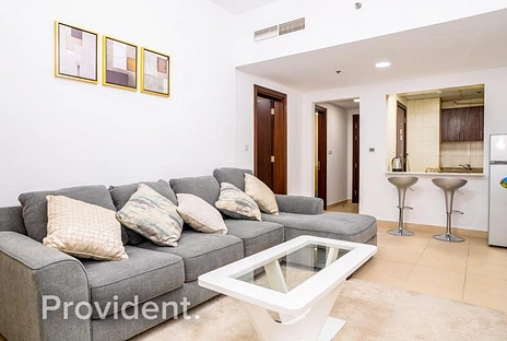 Apartment - Provident Estate
