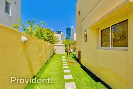 Villa - Provident Estate