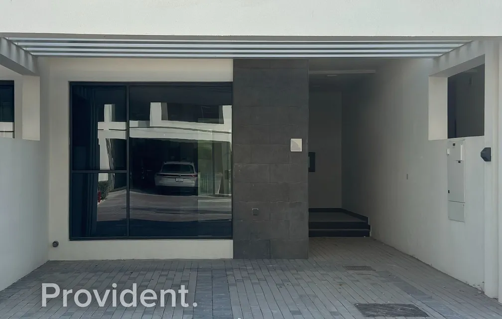 Villa - Provident Estate