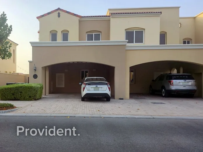 Villa - Provident Estate