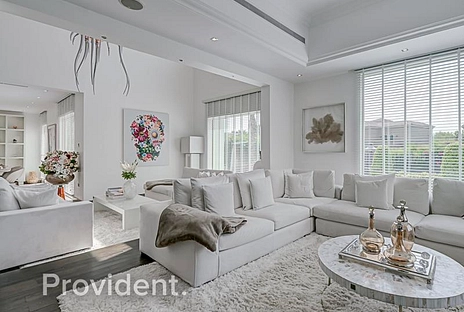 Villa - Provident Estate